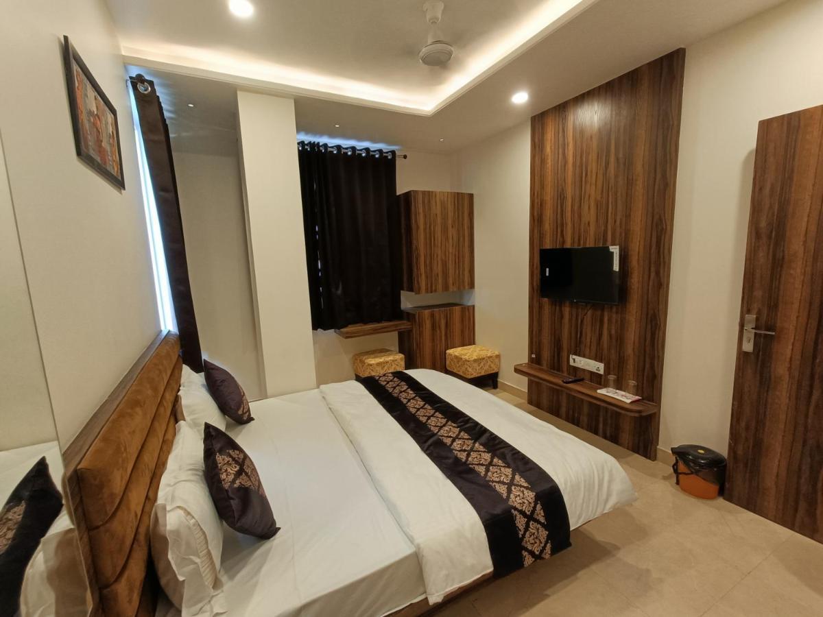 Hotel Vrinda Inn Udaipur Exterior photo
