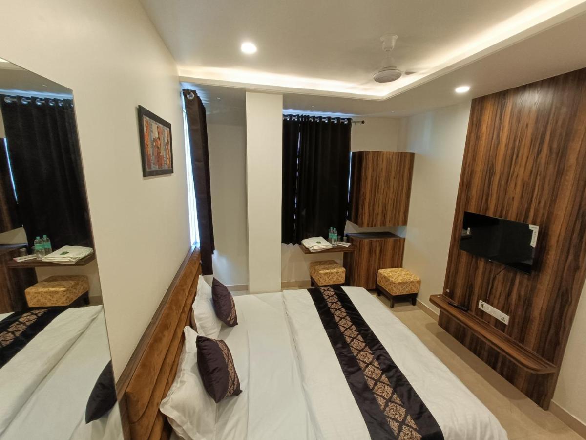 Hotel Vrinda Inn Udaipur Exterior photo