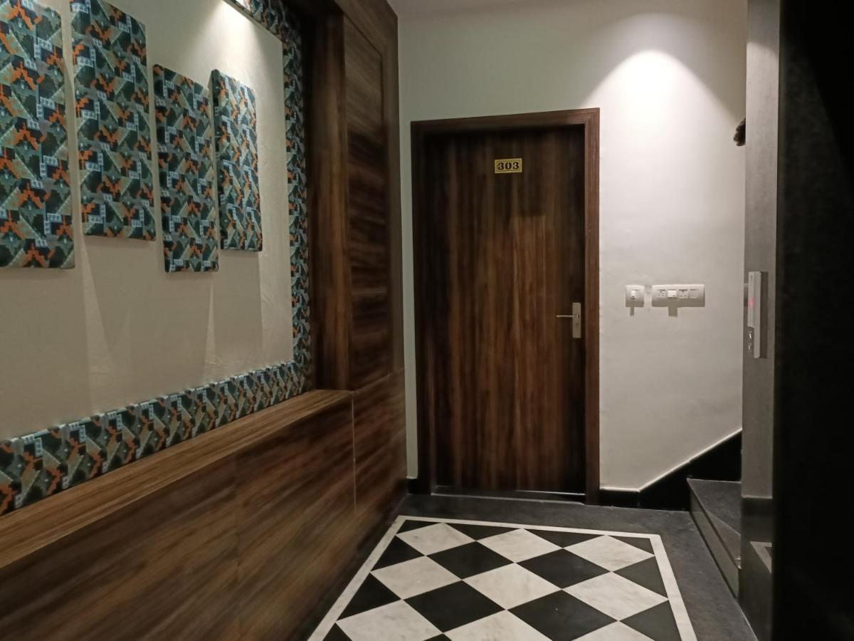 Hotel Vrinda Inn Udaipur Exterior photo