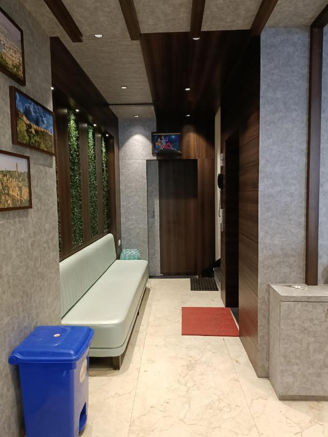 Hotel Vrinda Inn Udaipur Exterior photo