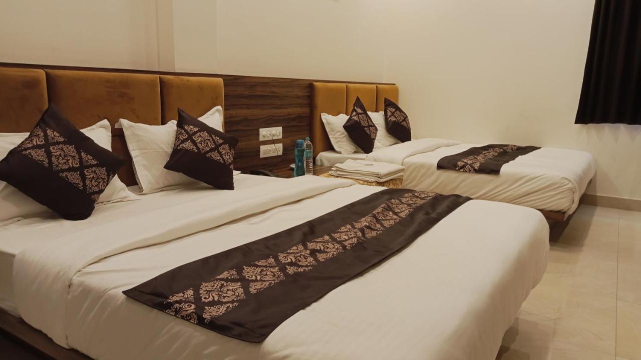 Hotel Vrinda Inn Udaipur Exterior photo